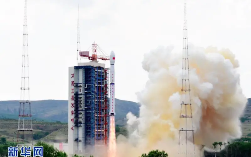 China Launches Gaofen 8 Earth Observation Satellite