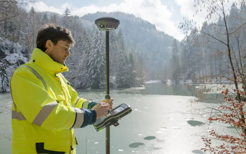 Leica Captivate Experience Continues with Self-learning GNSS, Dynamic Lock for MultiStations